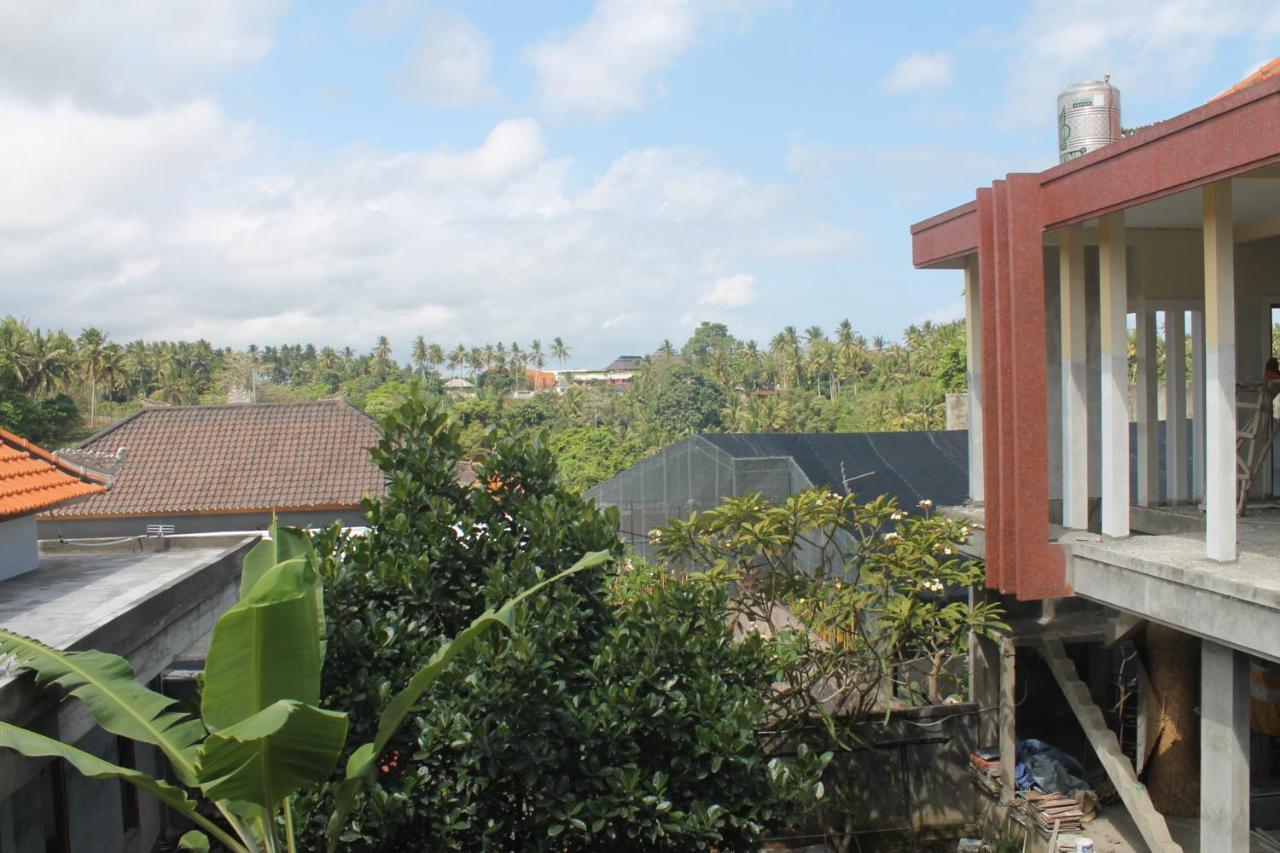 Waterfall Guest House สุขาวาตี ภายนอก รูปภาพ