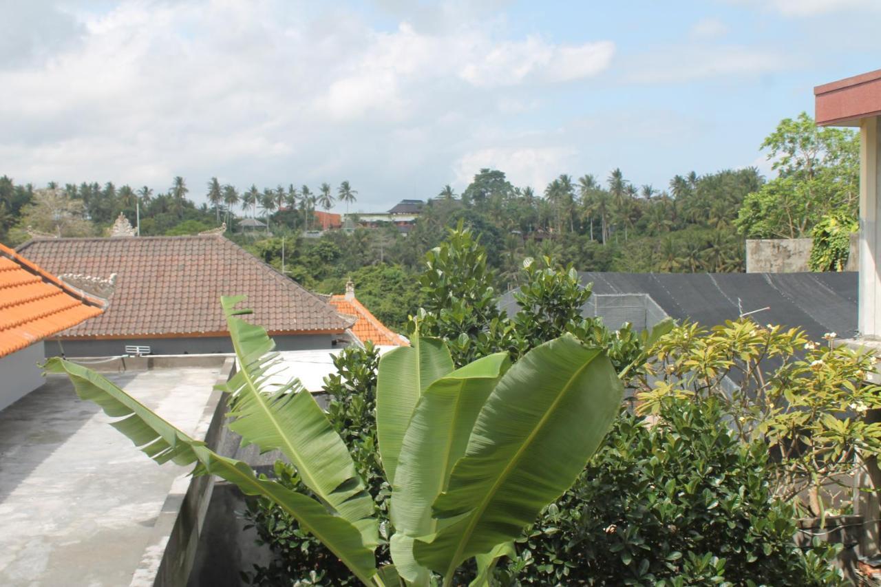 Waterfall Guest House สุขาวาตี ภายนอก รูปภาพ